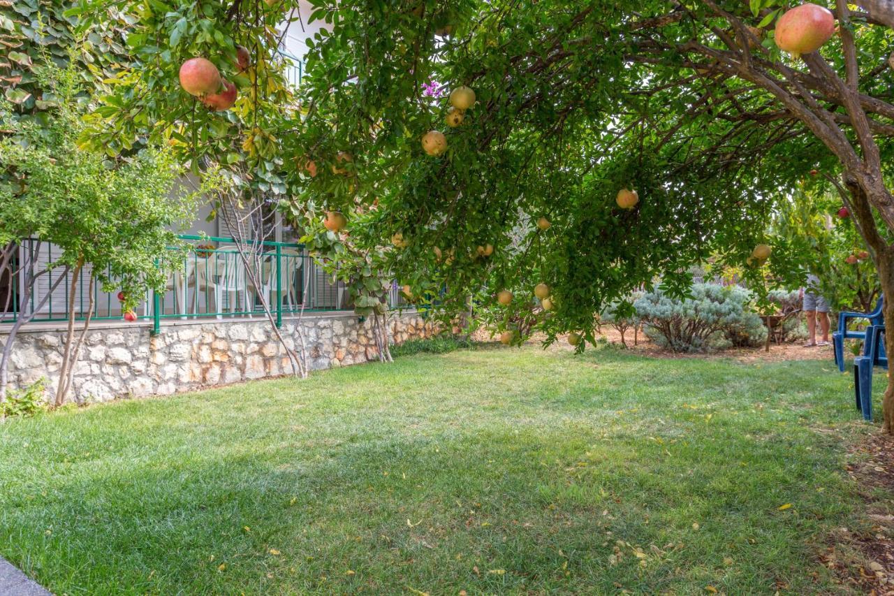 מרינה Seaside Holiday House Poljica, Trogir - 5161 מראה חיצוני תמונה