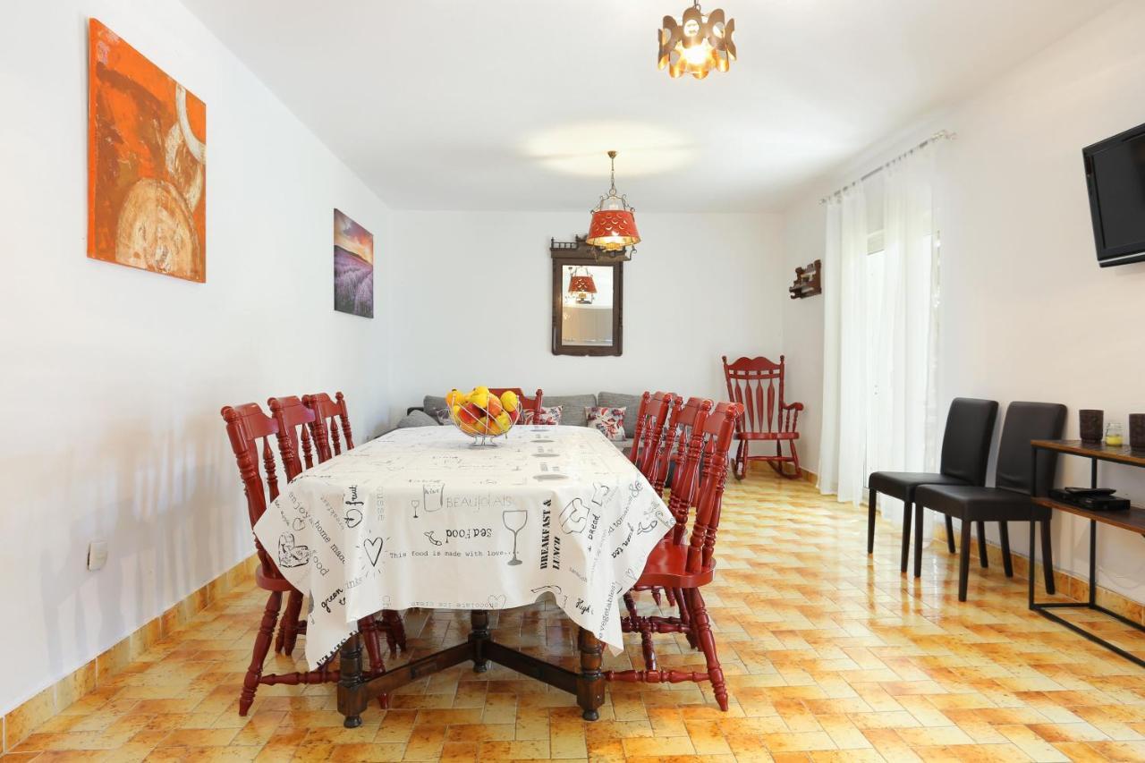 מרינה Seaside Holiday House Poljica, Trogir - 5161 מראה חיצוני תמונה