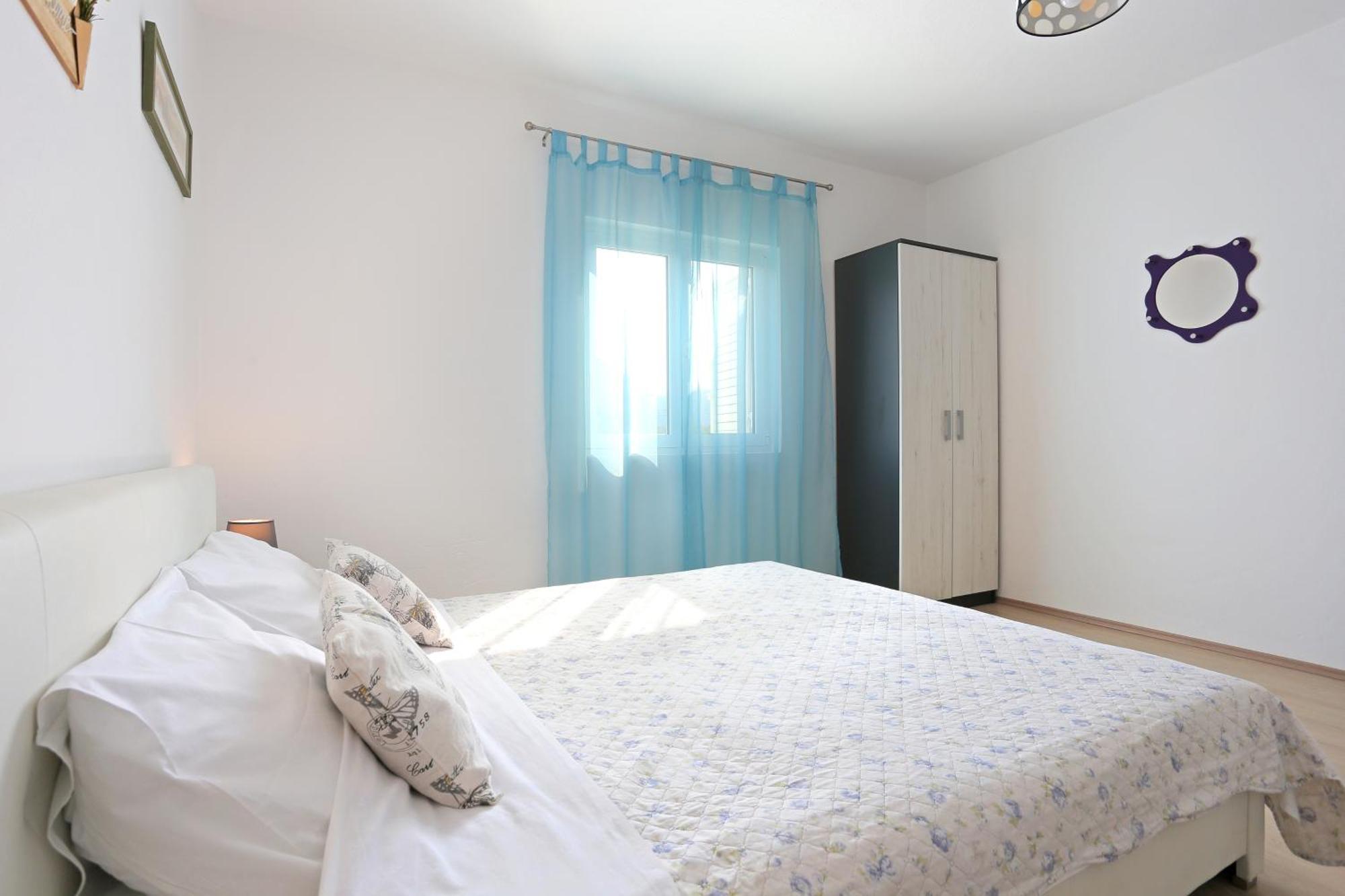 מרינה Seaside Holiday House Poljica, Trogir - 5161 חדר תמונה